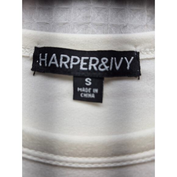 Harper & Ivy T-Shirt Women Sz Small White Long Sleeve Crew Neck Graphic Soft - Picture 2 of 7